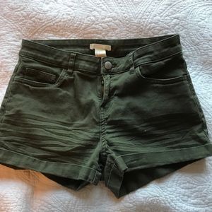 H&M Army green detailed shorts